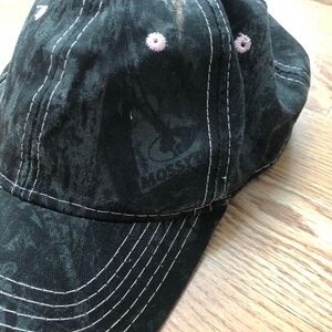 Black camo Mossy Oak hat
